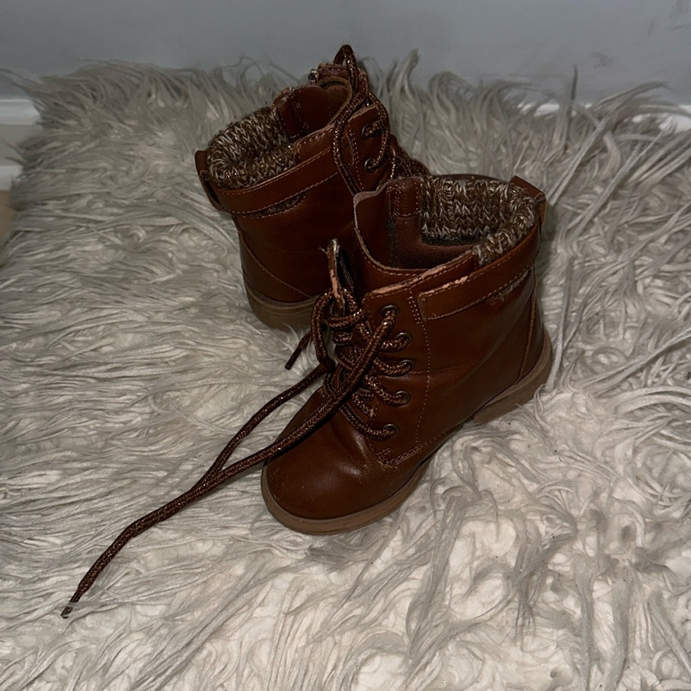 Toddler girl boots.